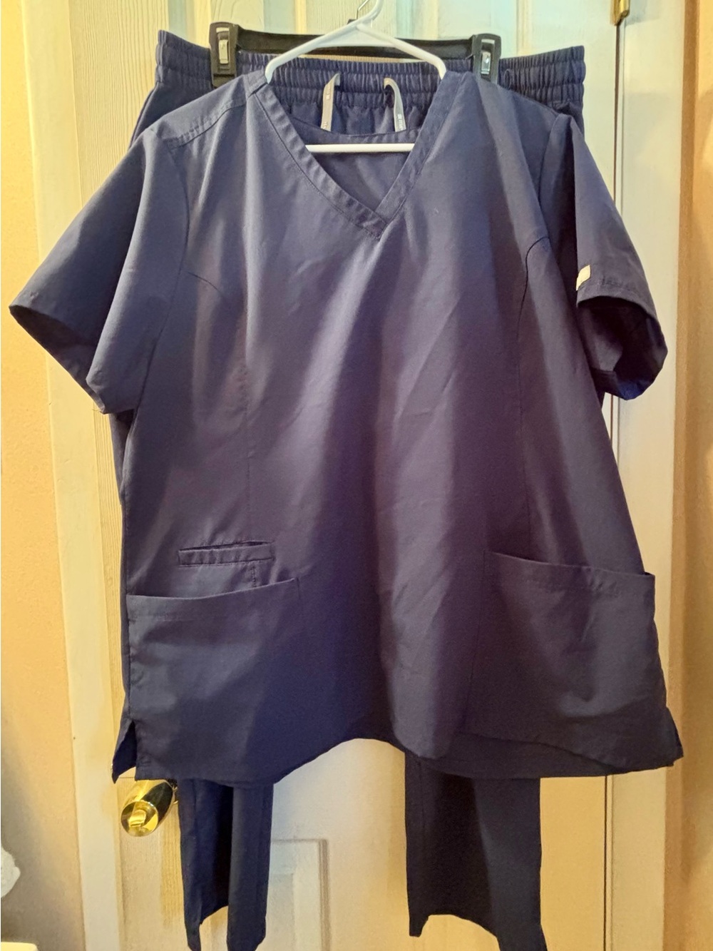 Scrubs Women's Navy V-Neck Tunic Top with Front Pockets 2pc set
